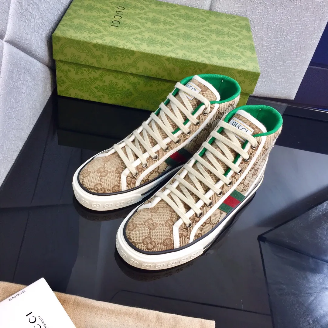 👟👟Ex-factory price 480👟👟 Women's Shoes Factory Women's Shoes Women's Clothing Women's Shoes Factory GUCCI Gucci 2020 latest classic model 1977 low-cut double G canvas shoes, original purchase, 1:1 development, original lasting process. Size: 35-45/45. Customized items are non-returnable and must be paid first. . ...new version complete package...